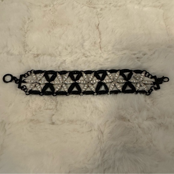 Jewelry - Black & Silver Rhinestone Bracelet Lobster Claw Clasp 7” Length Vintage Stars